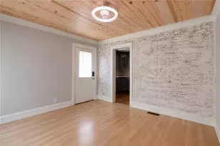 1520 Calvin Davis Cir, Lawrenceville, GA 30043 - Photo 10