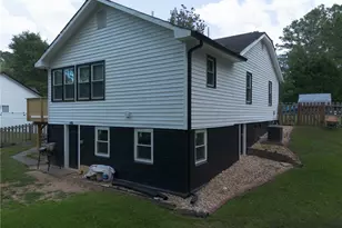 1520 Calvin Davis Cir, Lawrenceville, GA 30043 - Photo 20