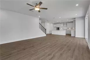 4041 Adler Cir, Buford, GA 30519 - Photo 10