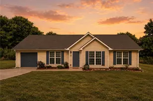 225 Fortner Dr, Dahlonega, GA 30533 - Photo 1