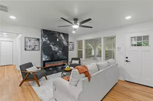 8 Edwin Pl NW, Atlanta, GA 30318 - Photo 6