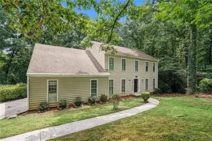 3884 Hunting Ridge Dr SW, Lilburn, GA 30047 - Photo 2