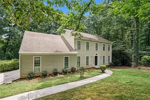 3884 Hunting Ridge Dr SW, Lilburn, GA 30047 - Photo 2