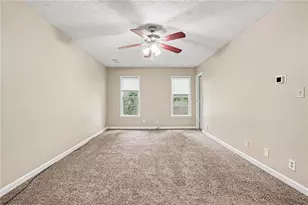 3884 Hunting Ridge Dr SW, Lilburn, GA 30047 - Photo 22