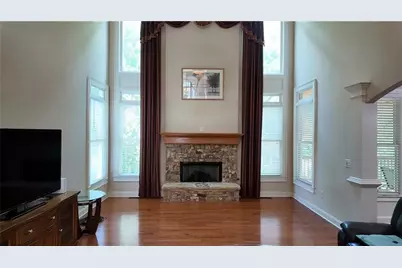 5722 Ashleigh Walk Drive, Suwanee, GA 30024 - Photo 18