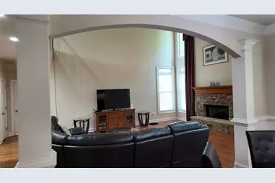 5722 Ashleigh Walk Drive, Suwanee, GA 30024 - Photo 10