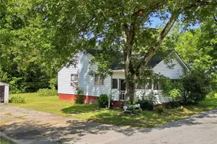 272 N Dogwood Ave, Social Circle, GA 30025 - Photo 18