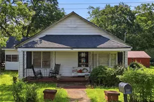 272 N Dogwood Ave, Social Circle, GA 30025 - Photo 2