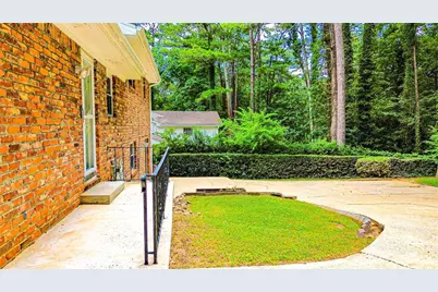 3418 Valley Ridge Terrace SW, Atlanta, GA 30331 - Photo 22