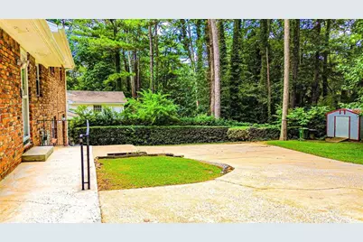 3418 Valley Ridge Terrace SW, Atlanta, GA 30331 - Photo 20