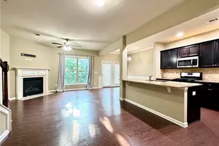 2885 Maple Park Pl, Cumming, GA 30041 - Photo 8