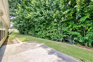 3231 Bonita Ct, Buford, GA 30519 - Photo 40
