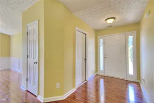 3231 Bonita Ct, Buford, GA 30519 - Photo 4