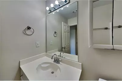 500 Cottonwood Close, Roswell, GA 30075 - Photo 16