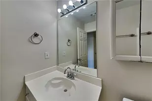 500 Cottonwood Close, Roswell, GA 30075 - Photo 16