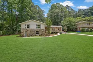 2270 Addison Rd NE, Marietta, GA 30066 - Photo 2