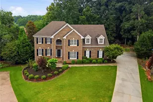 1404 Megan Danielle Dr, Lilburn, GA 30047 - Photo 2
