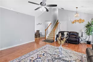 1055 Grace Dr, Lawrenceville, GA 30043 - Photo 8