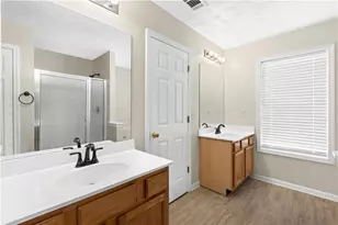 1055 Grace Dr, Lawrenceville, GA 30043 - Photo 26