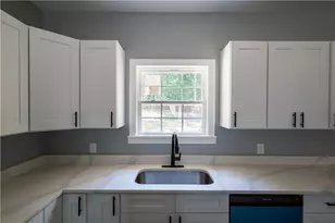 133 E Clinton Dr, Rome, GA 30165 - Photo 10