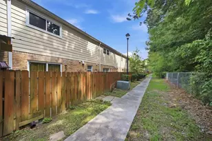 4701 Flat Shols Rd, Union City, GA 30291 - Photo 26