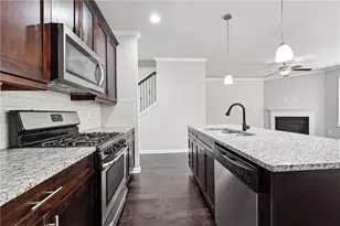 5520 Warmstone Ln, Suwanee, GA 30024 - Photo 4