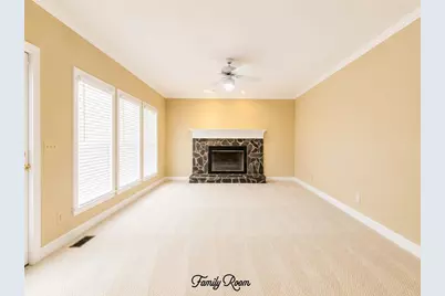 622 Plantation Dr Drive, Lithia Springs, GA 30122 - Photo 4