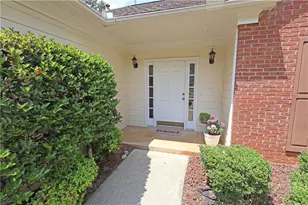 2813 Colleton Dr, Marietta, GA 30066 - Photo 2