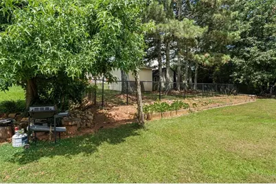 6940 Pompas Court, Douglasville, GA 30135 - Photo 38