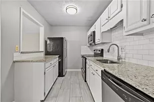 4018 Woodridge Way, Tucker, GA 30084 - Photo 12