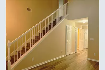 4123 Ravenwood Court, Union City, GA 30291 - Photo 8