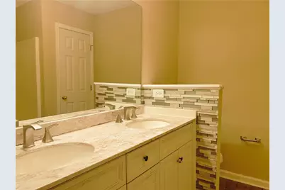 4123 Ravenwood Court, Union City, GA 30291 - Photo 10
