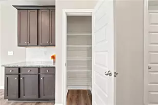 3645 Prospect Point Dr, Oakwood, GA 30566 - Photo 16