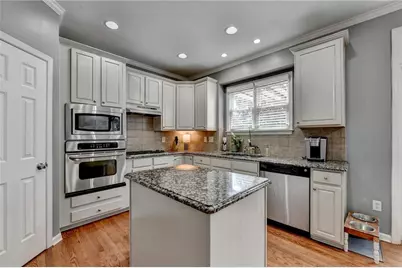 7010 Hampton Creek Drive, Cumming, GA 30041 - Photo 8