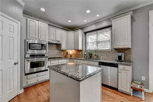 7010 Hampton Creek Dr, Cumming, GA 30041 - Photo 8