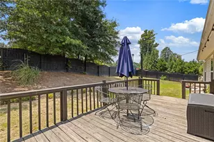 521 Embassy Walk, Winder, GA 30680 - Photo 32