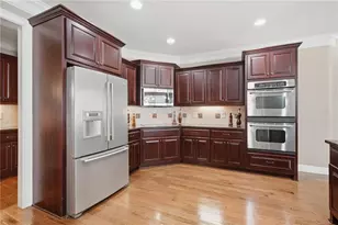 5105 Stefan Ridge Way, Buford, GA 30519 - Photo 18