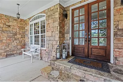 124 Waterford Court, Jefferson, GA 30549 - Photo 4