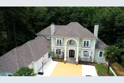 1816 Gateway Drive NE, Loganville, GA 30052 - Photo 4