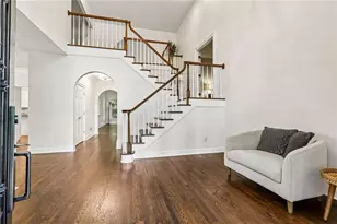 796 Asheview Ct, Marietta, GA 30068 - Photo 2