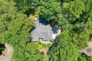 796 Asheview Ct, Marietta, GA 30068 - Photo 32