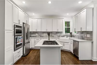 796 Asheview Court, Marietta, GA 30068 - Photo 8