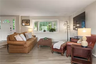 7312 Cardigan Cir, Sandy Springs, GA 30328 - Photo 2