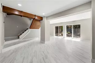 1009 Riverbend Club Dr SE, Atlanta, GA 30339 - Photo 6