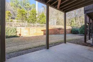 3518 Lantern View Ln, Scottdale, GA 30079 - Photo 18