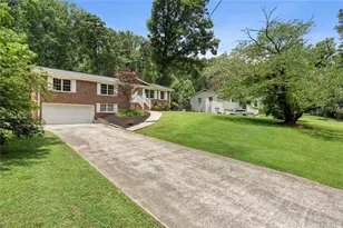 675 Teague Dr NW, Kennesaw, GA 30152 - Photo 2