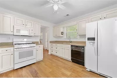 3040 Majestic Park Court, Duluth, GA 30096 - Photo 4