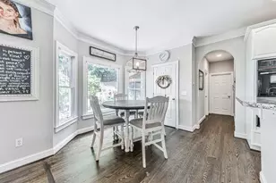 422 Old Deerfield Ln, Woodstock, GA 30189 - Photo 14