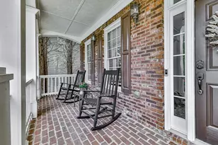 422 Old Deerfield Ln, Woodstock, GA 30189 - Photo 2