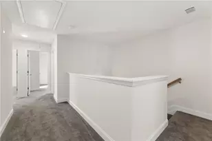 5649 Overview Dr, Flowery Branch, GA 30542 - Photo 8